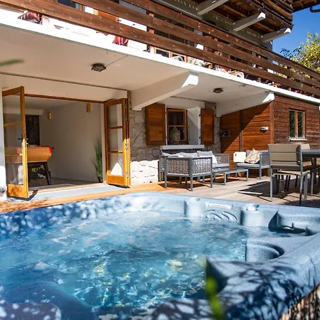 715 Chalet